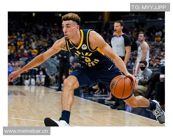 莫布里展现全能进攻能力精准外线三分助力球队再创佳绩 莫布里展现全能进攻能力精准外线三分助力球队再创佳绩