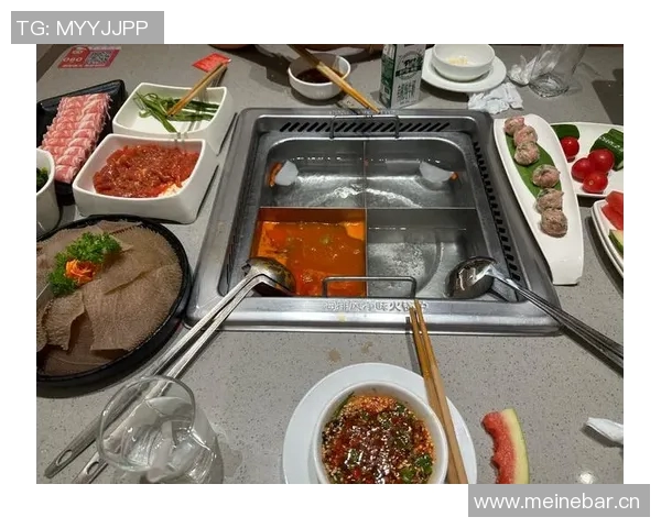 郭士强李昂美考察期间与杨瀚森共度火锅时光尽享欢乐歌声 郭士强李昂美考察期间与杨瀚森共度火锅时光尽享欢乐歌声