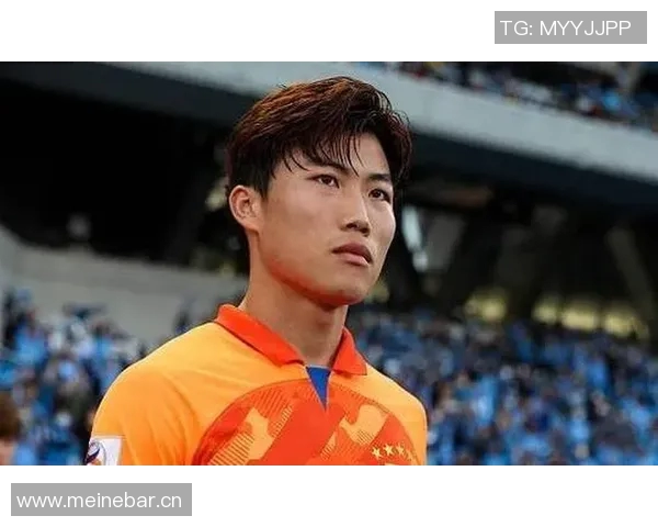 谢文能表现不佳引发热议本场比赛24次失误丢球权传球失误频繁