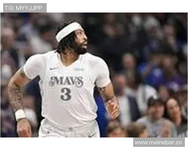 浓眉出战24分钟表现平平12分4板1助正负值惨淡24