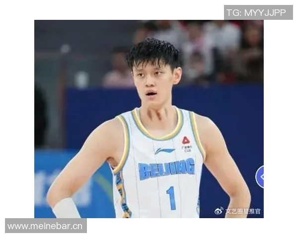 小曾重返CBA首钢阵容周琦赵睿曾凡博陈盈骏携手出战