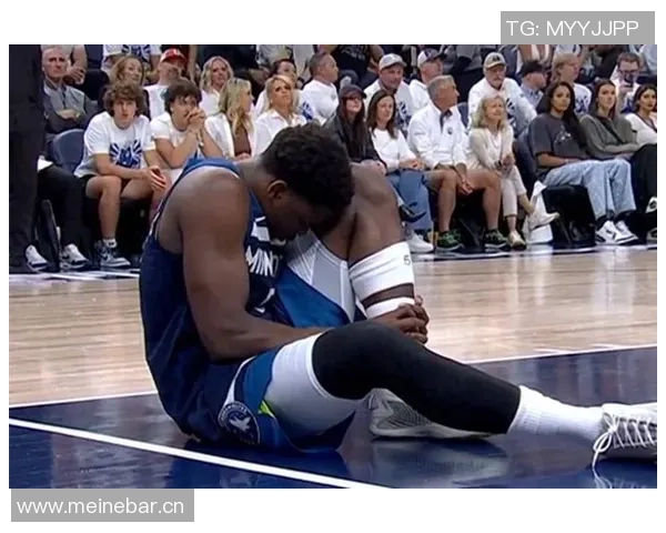 爱德华兹回顾上赛季惨败雷霆称新赛季将以此为动力奋勇向前