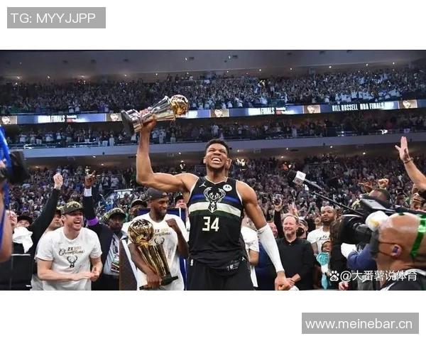 字母哥效力雄鹿十三年忠诚不渝现役球员时长仅次库里和追梦