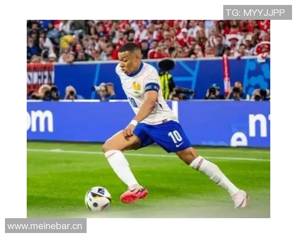 姆巴佩惊艳表现数据揭秘10射3正传射建功4次关键传球评分高达95 姆巴佩惊艳表现数据揭秘10射3正传射建功4次关键传球评分高达95