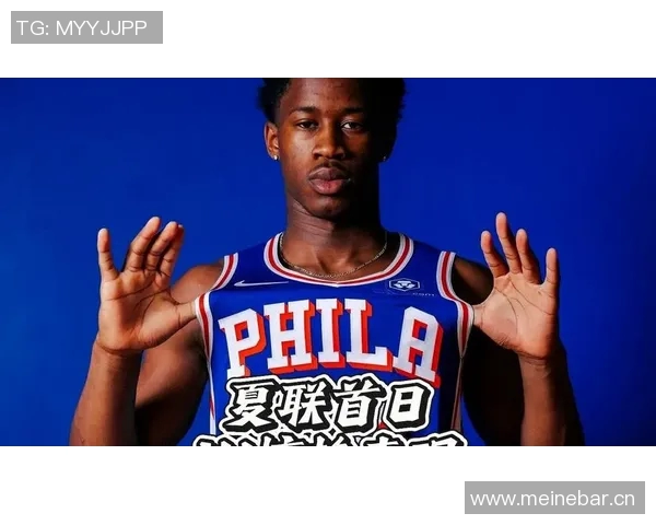 埃奇库姆表现出色次节独得12分全场贡献16分2板3助3断助力球队稳定发挥