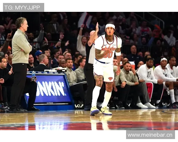 马刺半场表现不佳落后尼克斯10分文班贡献22分8篮板唐斯与布伦森各显神通