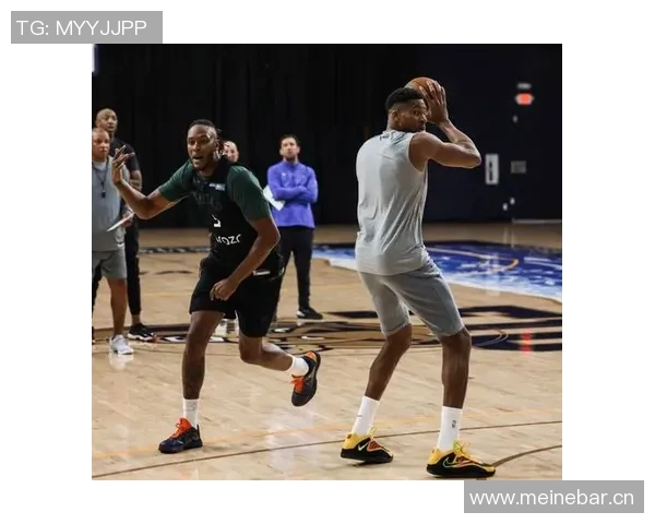 里弗斯称赞特纳表现出色正在努力为其找到最佳位置