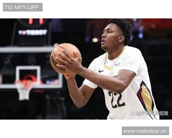 奎因半场表现亮眼13号秀砍下8分4板并送生涯最高8助