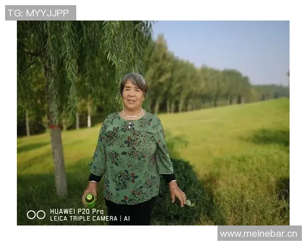 贝林厄姆为女友庆生晒甜蜜合照祝福生日快乐引发热议 贝林厄姆为女友庆生晒甜蜜合照祝福生日快乐引发热议