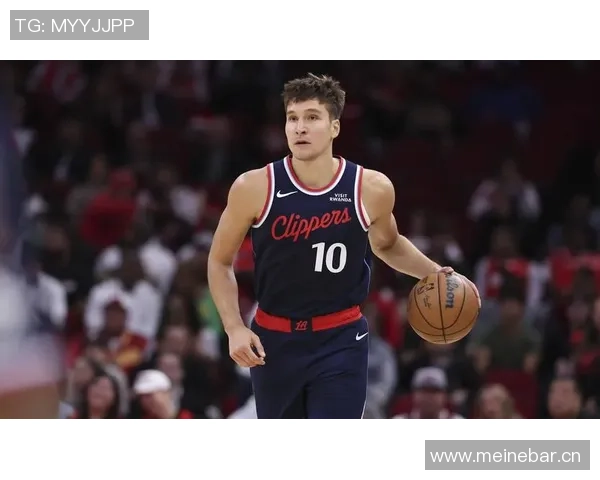 快船逆袭篮网成近十年首队投篮次数少却以16分优势获胜